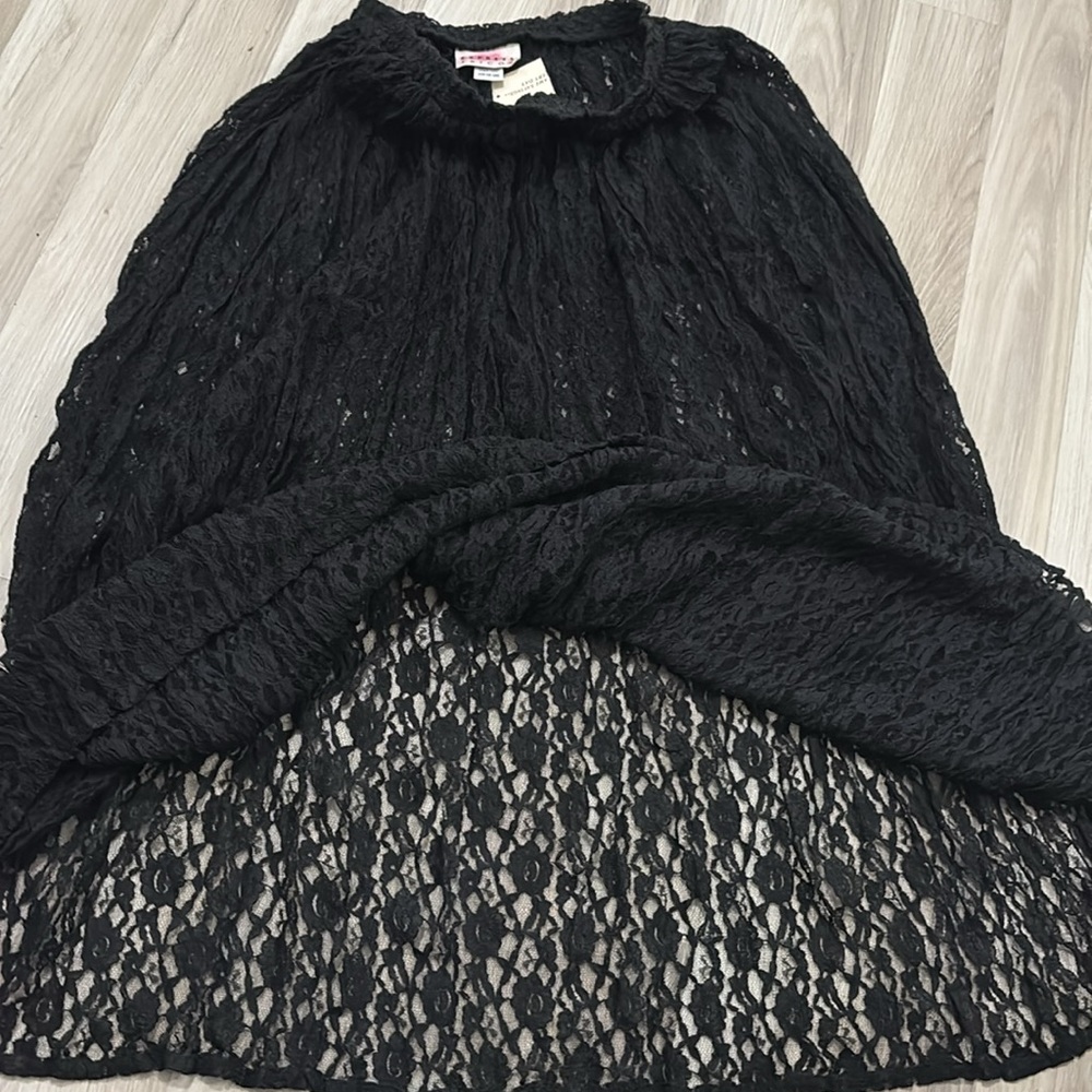 Vintage Express Tricot
All Lace Black Midi Skirt Size L NWT - Picture 10 of 12
